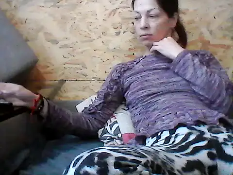 Snapshot of Milana38 chatting on November 23, 2025, 10:26 am Milana38 online show from November 23, 2025, 10:26 am