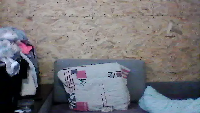 Snapshot of Milana38 chatting on January 10, 2026, 9:44 am Milana38 online show from January 10, 2026, 9:44 am