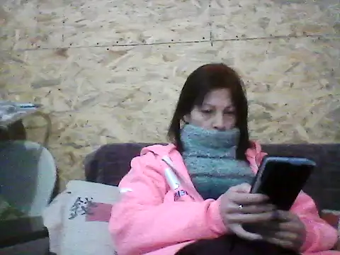 Snapshot of Milana38 chatting on February 6, 2026, 1:03 pm Milana38 online show from February 6, 2026, 1:03 pm