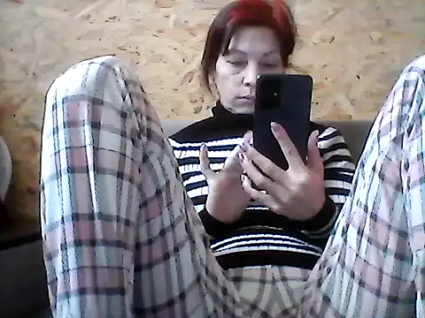 Snapshot of Milana38 chatting on February 14, 2026, 10:01 am Milana38 online show from February 14, 2026, 10:01 am