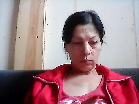 Snapshot of Milana38 chatting on April 28, 2026, 12:32 pm Milana38 online show from April 28, 2026, 12:32 pm