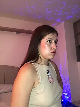 Snapshot of BrunnetAri_ chatting on October 11, 2025, 2:37 pm BrunnetAri online show from October 11, 2025, 2:37 pm