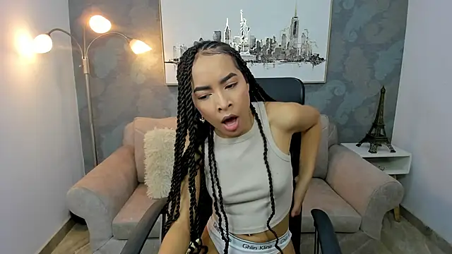 Snapshot of Lucia_jane chatting on April 7, 2026, 8:42 pm Lucia jane online show from April 7, 2026, 8:42 pm