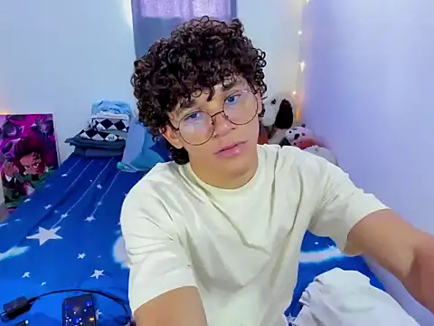 Tom Blues online show from March 12, 2026, 9:21 pm