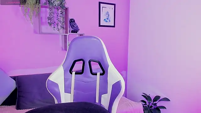 ScarlettBlake  online show from October 21, 2025, 11:44 am