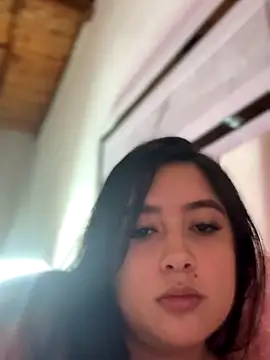 Snapshot of Emiily_Moore1 chatting on September 23, 2025, 5:32 am Emiily Moore1 online show from September 23, 2025, 5:32 am