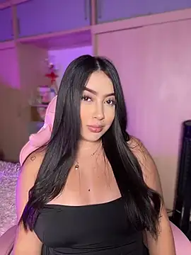 Emiily Moore1 online show from April 22, 2026, 11:06 pm