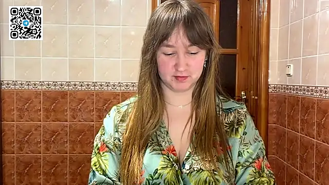 MaroonMoon  online show from March 4, 2026, 8:59 pm