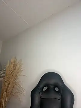 Sun Sooll  online show from March 18, 2026, 2:15 am