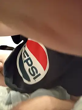 Snapshot of oscartres chatting on November 1, 2025, 6:43 pm oscartres online show from November 1, 2025, 6:43 pm