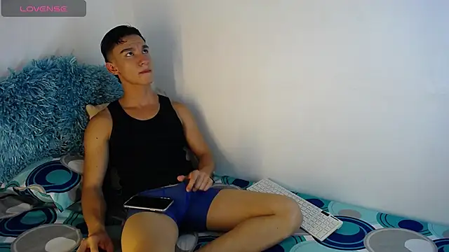 Snapshot of babyandy_x chatting on September 23, 2025, 8:12 pm babyandy x online show from September 23, 2025, 8:12 pm