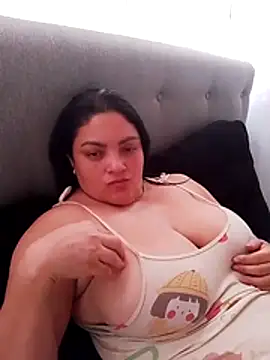 Snapshot of tiffany_Johnson1 chatting on November 30, 2025, 3:49 pm tiffany Johnson1 online show from November 30, 2025, 3:49 pm