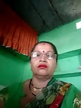Snapshot of Manavi_x chatting on September 24, 2025, 7:44 am Manavi x online show from September 24, 2025, 7:44 am