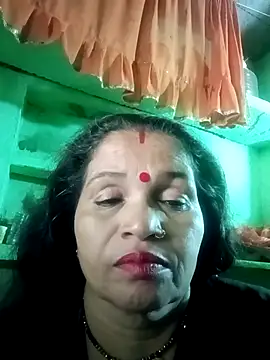 Snapshot of Manavi_x chatting on October 13, 2025, 10:04 am Manavi x online show from October 13, 2025, 10:04 am