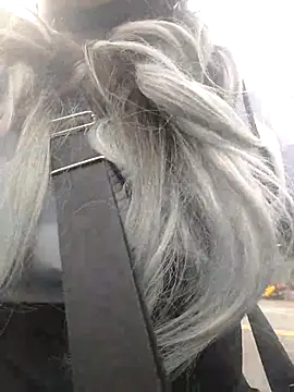 Lovelyanan online show from February 8, 2026, 7:34 am