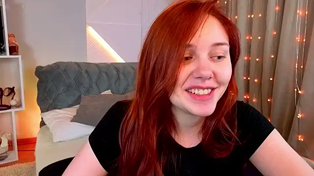 Snapshot of PollyVinice chatting on November 26, 2025, 12:06 pm PollyVinice online show from November 26, 2025, 12:06 pm