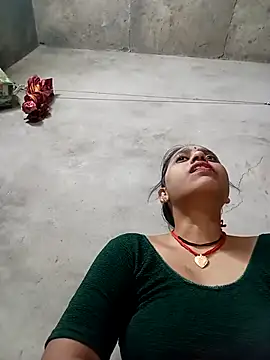 Snapshot of Sandhya_x chatting on September 30, 2025, 10:42 am Sandhya x online show from September 30, 2025, 10:42 am