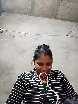 Snapshot of Sandhya_x chatting on November 11, 2025, 7:36 pm Sandhya x online show from November 11, 2025, 7:36 pm