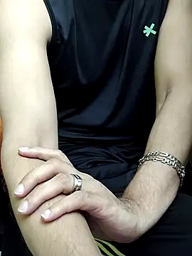 Snapshot of chocolate_alone chatting on October 12, 2025, 6:40 pm chocolate alone online show from October 12, 2025, 6:40 pm