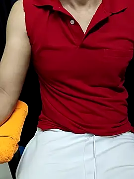 Snapshot of chocolate_alone chatting on October 16, 2025, 6:53 pm chocolate alone online show from October 16, 2025, 6:53 pm