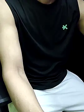 Snapshot of chocolate_alone chatting on November 10, 2025, 6:56 am chocolate alone online show from November 10, 2025, 6:56 am