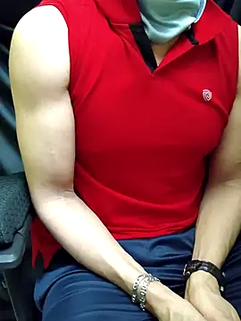 Snapshot of chocolate_alone chatting on November 20, 2025, 6:13 am chocolate alone online show from November 20, 2025, 6:13 am