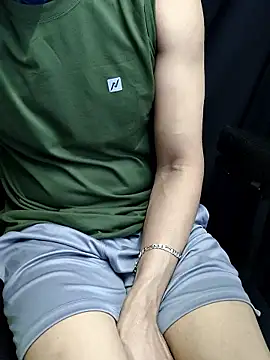 Snapshot of chocolate_alone chatting on November 22, 2025, 7:51 am chocolate alone online show from November 22, 2025, 7:51 am