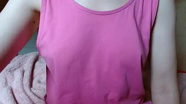 Snapshot of LorraineOSun chatting on July 25, 2026, 2:47 pm LorraineOSun online show from July 25, 2026, 2:47 pm