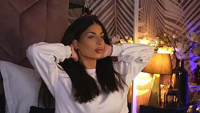 EvaRhea online show from December 5, 2025, 3:59 am