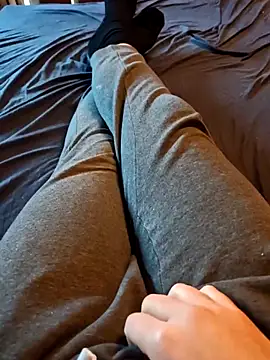 Snapshot of Horny_mummy chatting on November 28, 2025, 9:23 am Horny mummy online show from November 28, 2025, 9:23 am