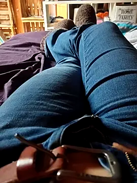 Snapshot of Horny_mummy chatting on January 19, 2026, 12:31 pm Horny mummy online show from January 19, 2026, 12:31 pm