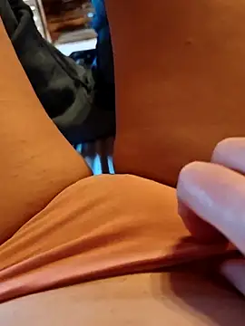 Snapshot of Horny_mummy chatting on February 24, 2026, 3:32 pm Horny mummy online show from February 24, 2026, 3:32 pm