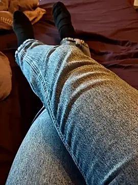 Snapshot of Horny_mummy chatting on April 13, 2026, 12:43 pm Horny mummy online show from April 13, 2026, 12:43 pm