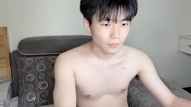 xiaoyang5200 online show from October 3, 2025, 12:46 pm