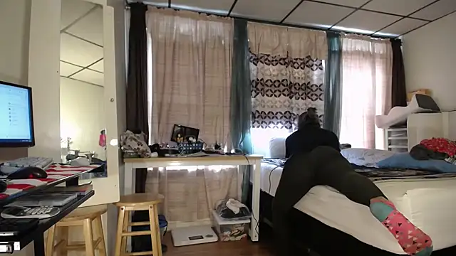 Snapshot of ANALTRAINING4U2 chatting on March 6, 2025, 6:05 pm ANALTRAINING4U2 online show from March 6, 2025, 6:05 pm