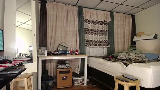 Snapshot of ANALTRAINING4U2 chatting on March 9, 2025, 3:54 am ANALTRAINING4U2 online show from March 9, 2025, 3:54 am