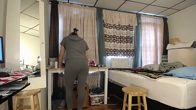 Snapshot of ANALTRAINING4U2 chatting on March 11, 2025, 1:34 pm ANALTRAINING4U2 online show from March 11, 2025, 1:34 pm