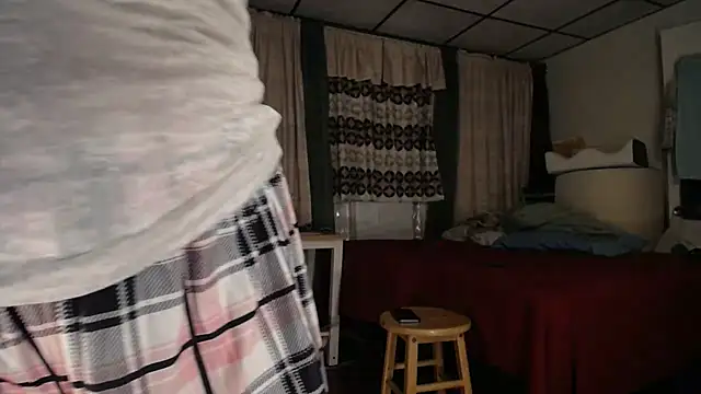 Snapshot of ANALTRAINING4U2 chatting on March 17, 2025, 3:36 am ANALTRAINING4U2 online show from March 17, 2025, 3:36 am