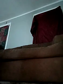 Snapshot of Dropdingo chatting on November 21, 2025, 3:27 am Dropdingo online show from November 21, 2025, 3:27 am