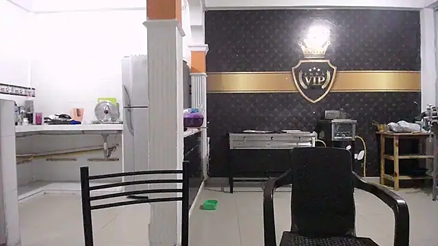 yohacriss online show from October 22, 2025, 4:35 am