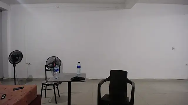 yohacriss online show from October 28, 2025, 5:44 am