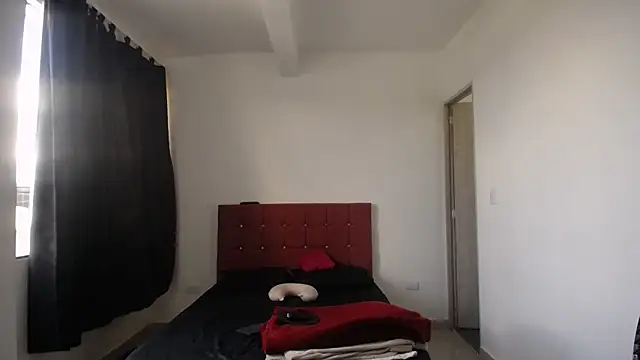 yohacriss online show from November 22, 2025, 6:51 pm