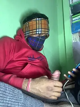 Snapshot of uniquesexyboy5689 chatting on December 19, 2025, 6:15 pm uniquesexyboy5689 online show from December 19, 2025, 6:15 pm