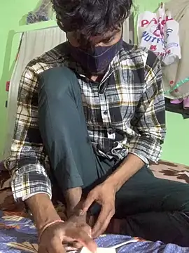 Snapshot of uniquesexyboy5689 chatting on March 7, 2026, 6:21 am uniquesexyboy5689 online show from March 7, 2026, 6:21 am