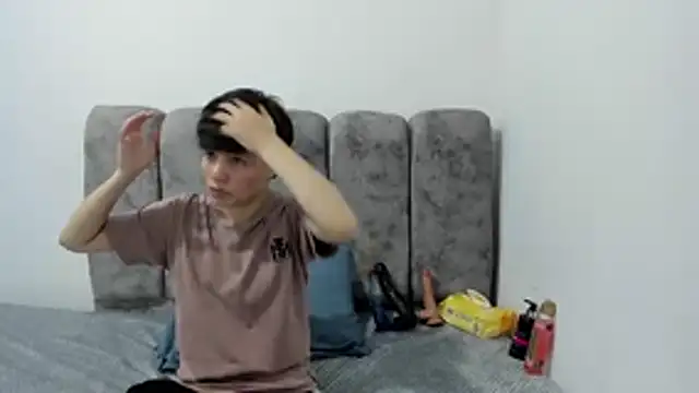 Bruno Cruzz online show from March 27, 2026, 2:39 am