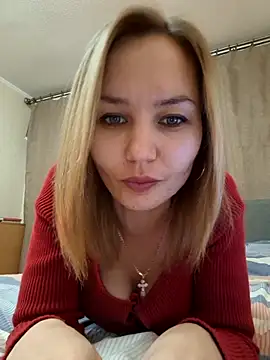 VeroLoverx online show from October 9, 2025, 5:44 pm