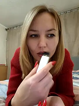 VeroLoverx online show from October 14, 2025, 3:13 pm