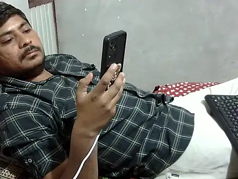 Snapshot of Ajmersingh335512 chatting on March 18, 2026, 3:15 pm Ajmersingh335512 online show from March 18, 2026, 3:15 pm