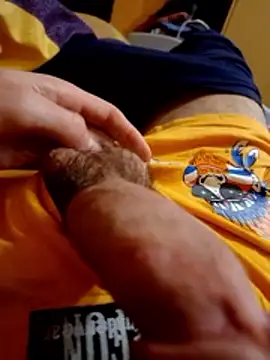 Snapshot of atanas088 chatting on January 12, 2026, 9:20 pm atanas088 online show from January 12, 2026, 9:20 pm