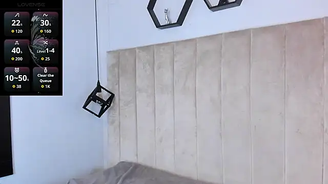 Snapshot of AfroditaLeclair chatting on September 21, 2025, 8:21 pm AfroditaLeclair online show from September 21, 2025, 8:21 pm